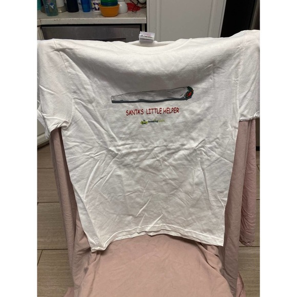 Blunt Santa’s Little Helper Shirt Size S - Picture 1 of 3